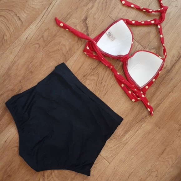 Unique Vintage Bathing Suit - Picture 4 of 7